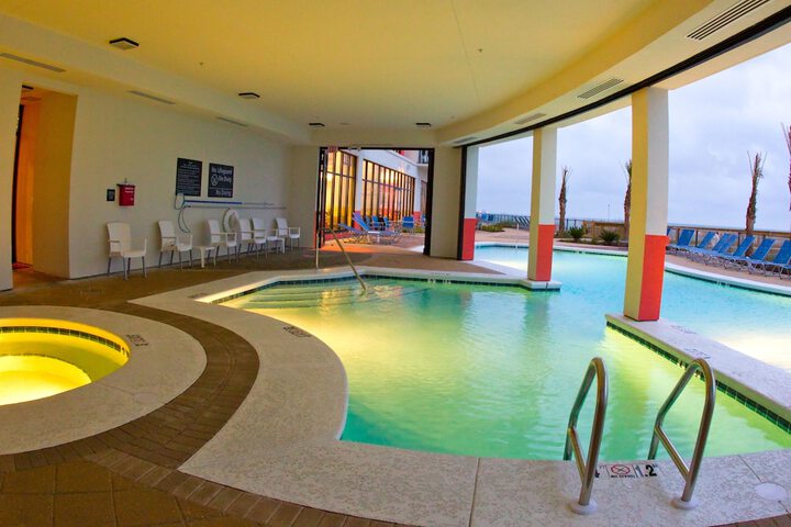 Hampton Inn & Suites Orange Beach / Gulf Front