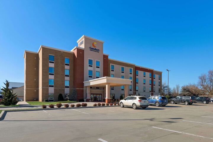 Hotel 3 of 38