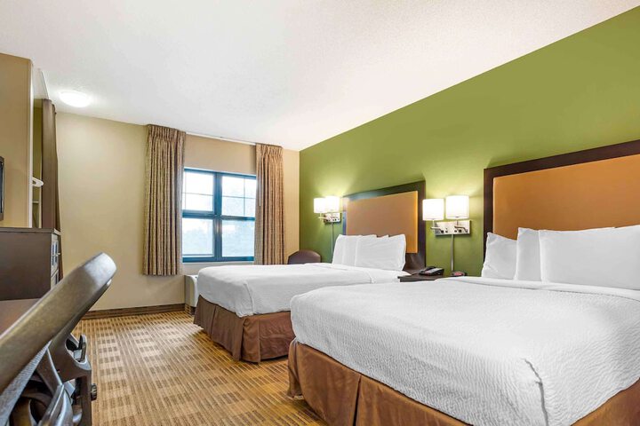 Room 12 of 26