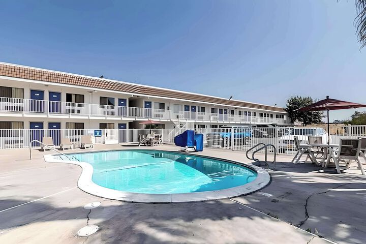 Pool 7 of 31