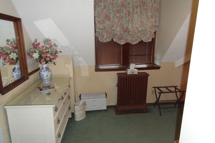 Room 20 of 31