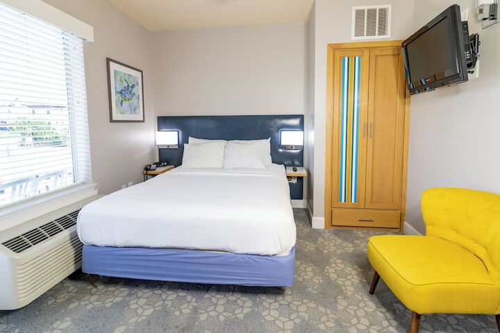 Seaside Amelia Inn