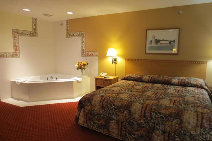 Room 22 of 34