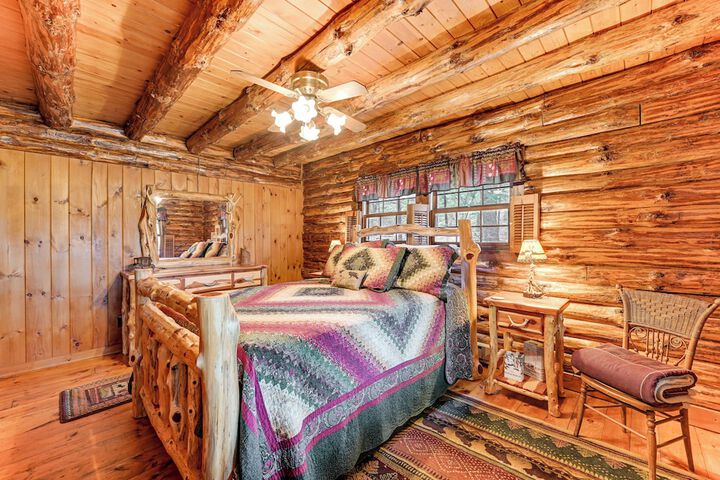 Lake & Beach Access at Lake Luzerne Cabin!