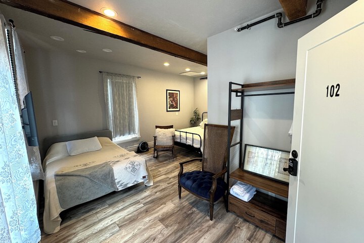 St James Hotel