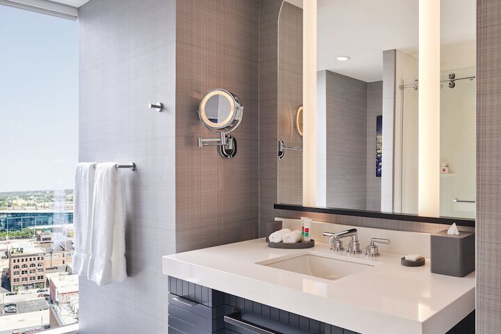 Loews Kansas City Hotel