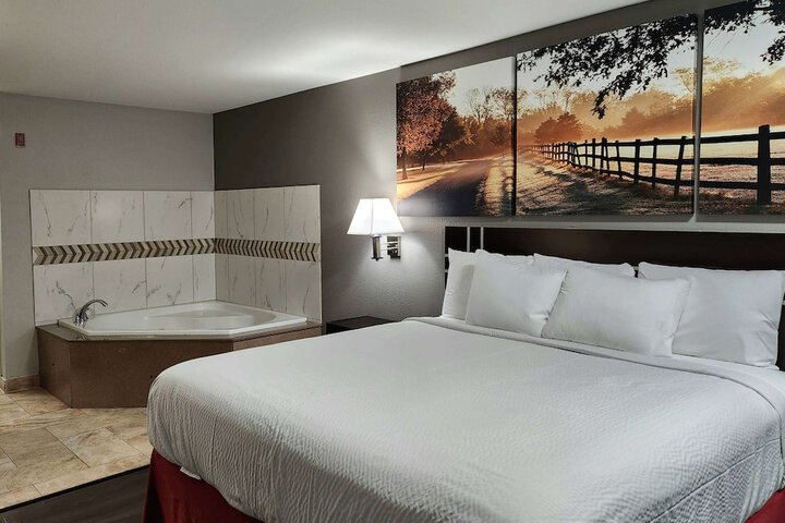 Room 31 of 37