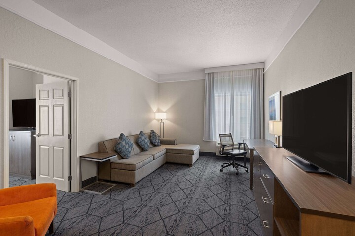 Room 36 of 47