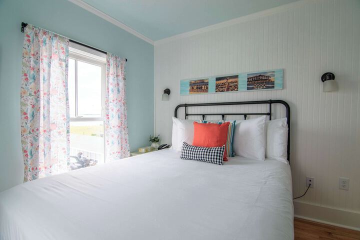 Ocean House Hotel & Motel