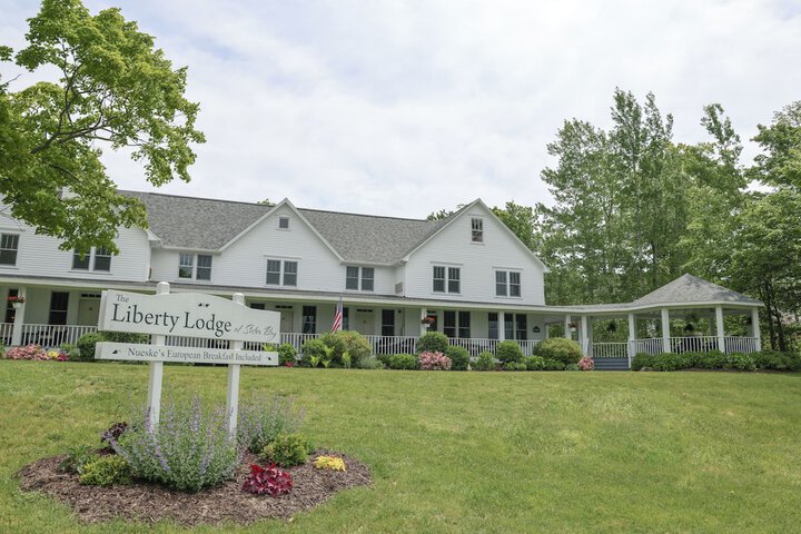 The Liberty Lodge at Sister Bay