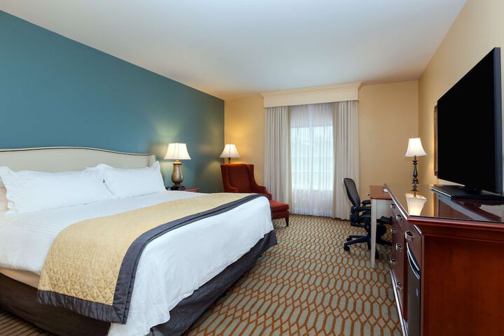 Room 34 of 57