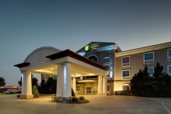 Hotel 4 of 62