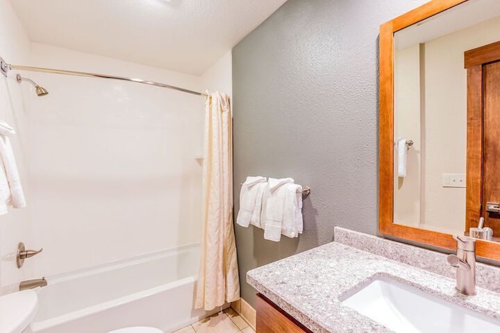 Room 21 of 51
