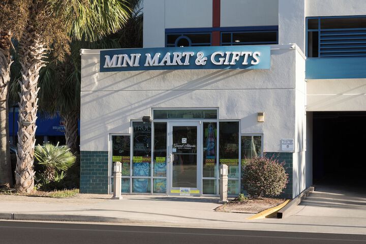 Gift Shop 56 of 64