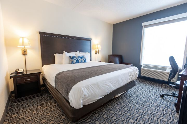 Room 42 of 61