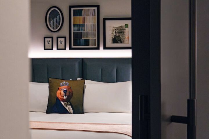 Room 45 of 92