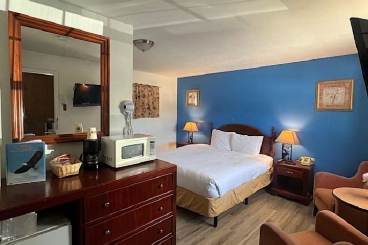 Room 19 of 44