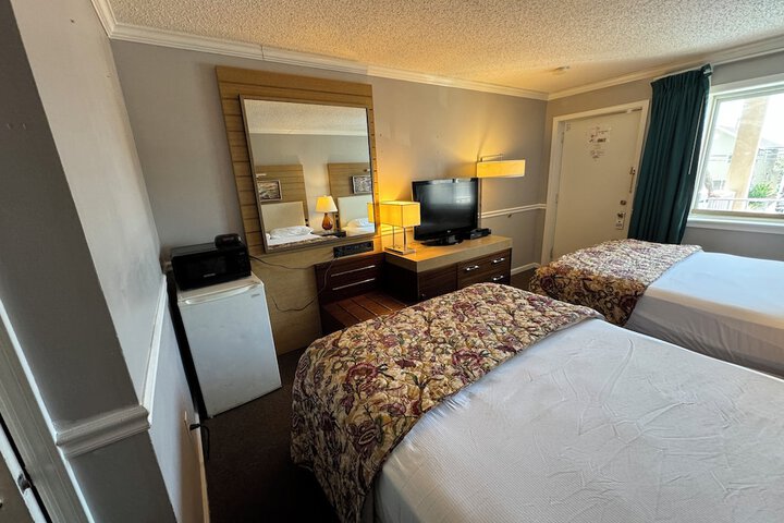 Room 15 of 29