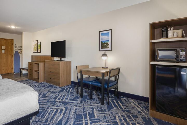 Best Western Indian Oak