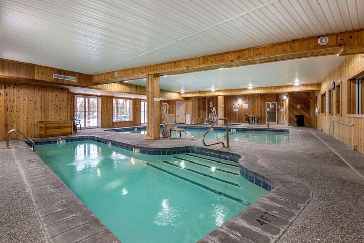 Pool 17 of 60