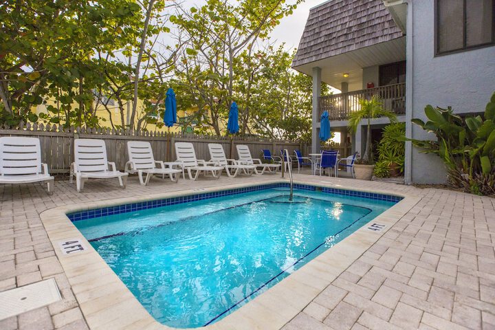 Pool 5 of 61