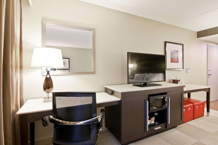 Room 13 of 48