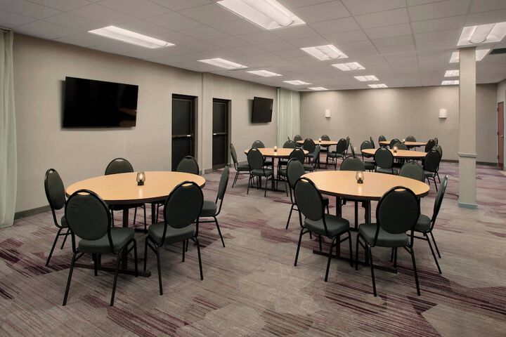 Courtyard by Marriott Mt. Laurel