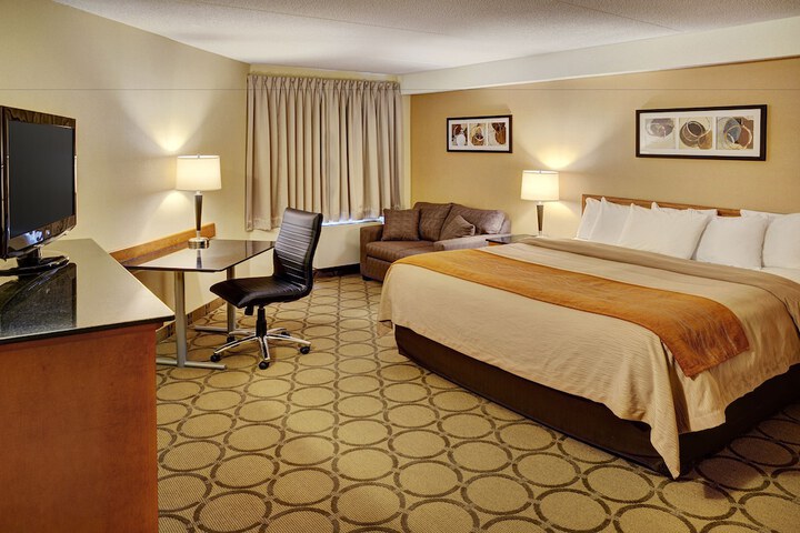 Room 21 of 53