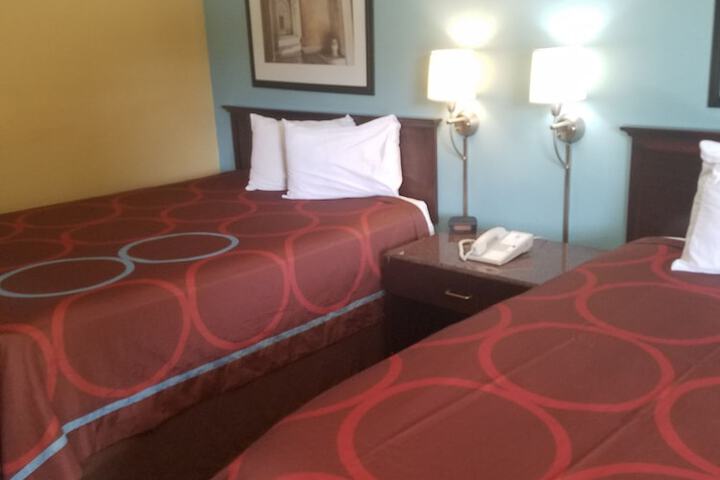 Room 12 of 20