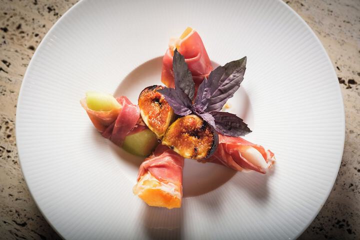 Dining 103 of 179