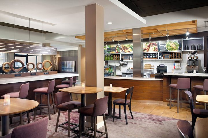 Courtyard by Marriott Fayetteville