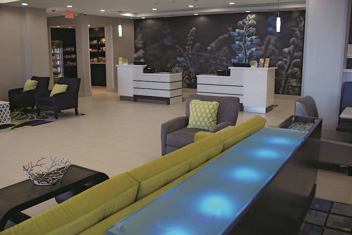 La Quinta Inn & Suites by Wyndham Odessa N. - Sienna Tower