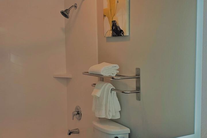 Room 62 of 93