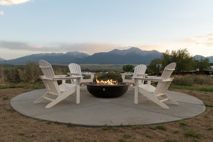 BV Overlook Camp & Lodging