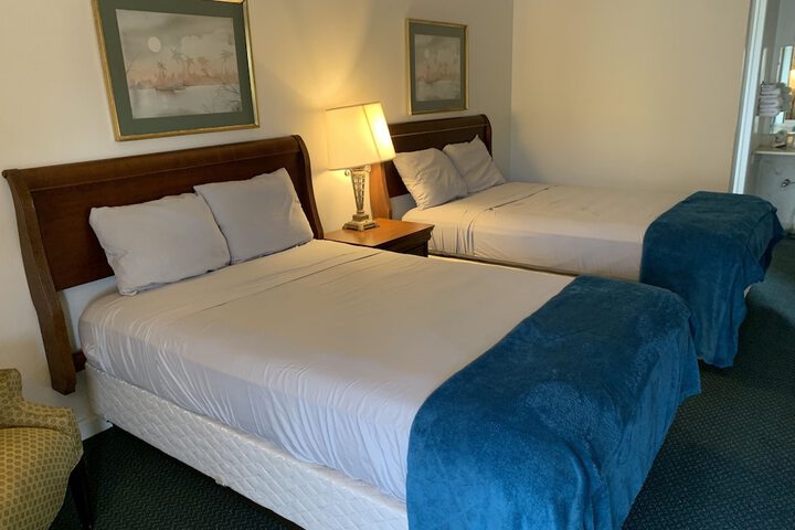 Room 14 of 22