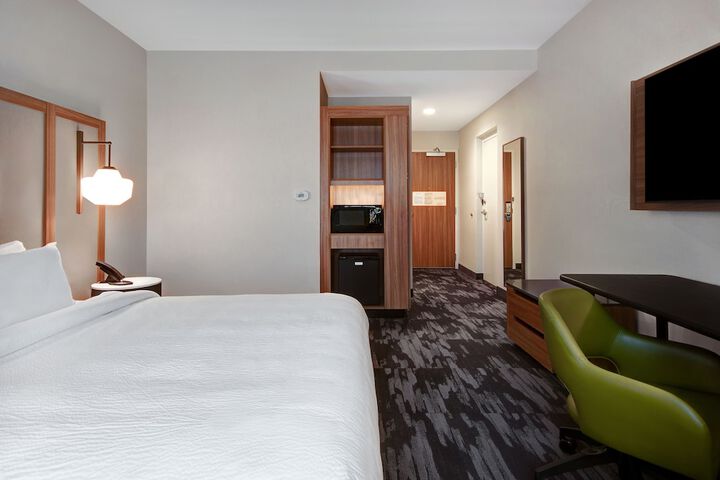 Room 31 of 37