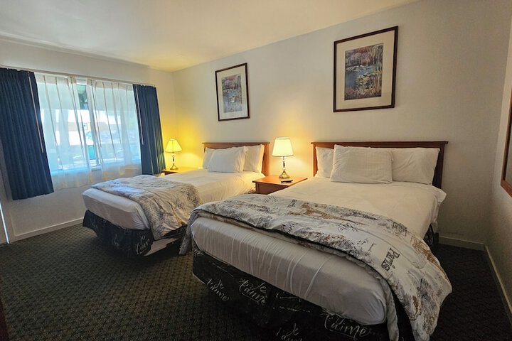 Room 27 of 71