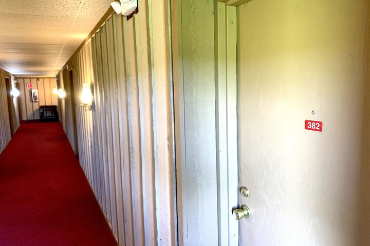 Room 257 of 334