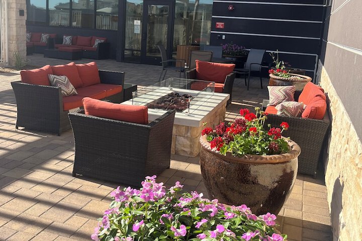 Terrace/Patio 47 of 48