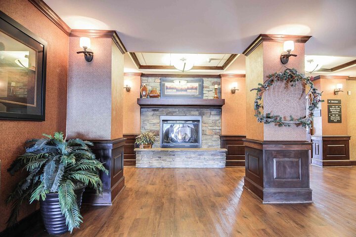 Hotel Interior 10 of 46