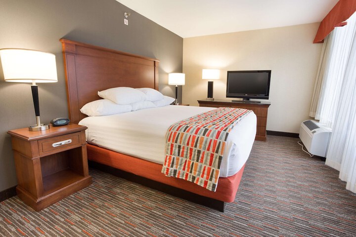 Room 15 of 37
