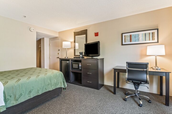 Room 20 of 29