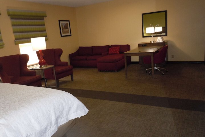 Room 14 of 27