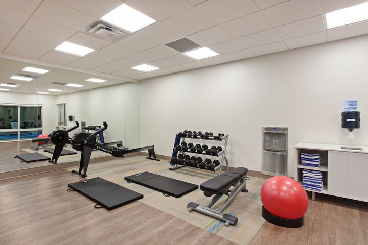 Holiday Inn Express & Suites Moses Lake by IHG
