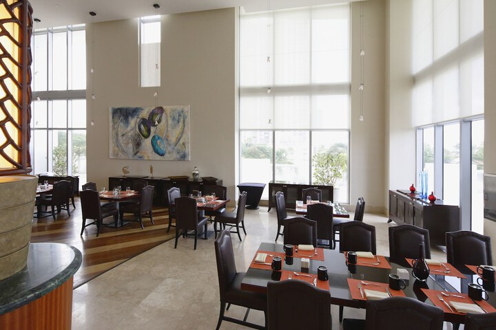 Dining 78 of 119