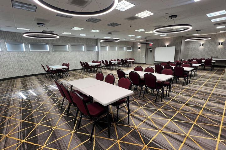 Holiday Inn Rancho Cordova by IHG