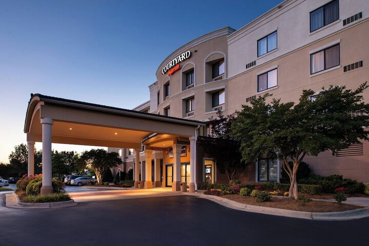 Courtyard by Marriott High Point