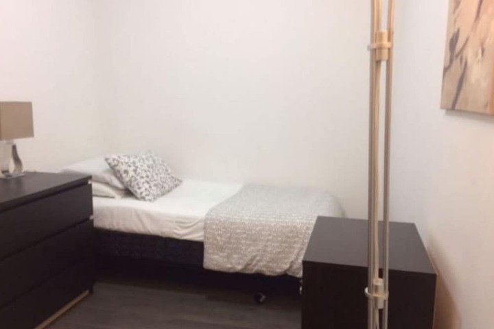 Room 15 of 24