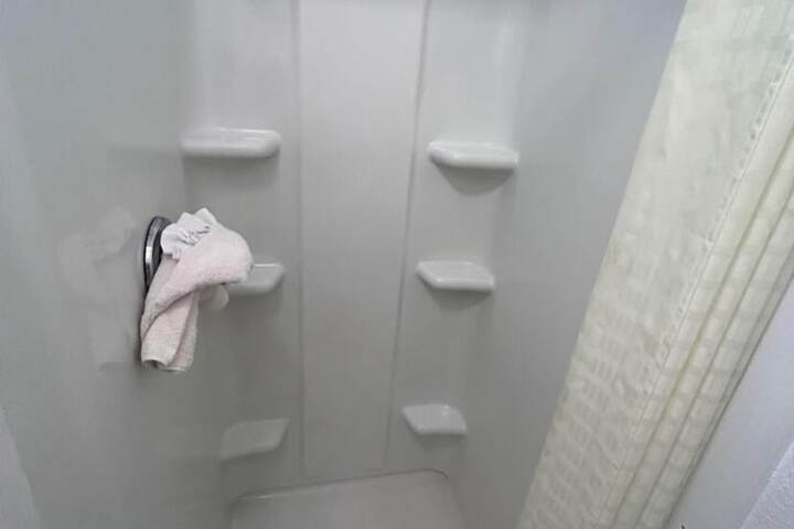 Room 5 of 22