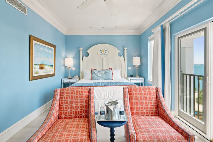 Harborside at Charleston Harbor Resort and Marina